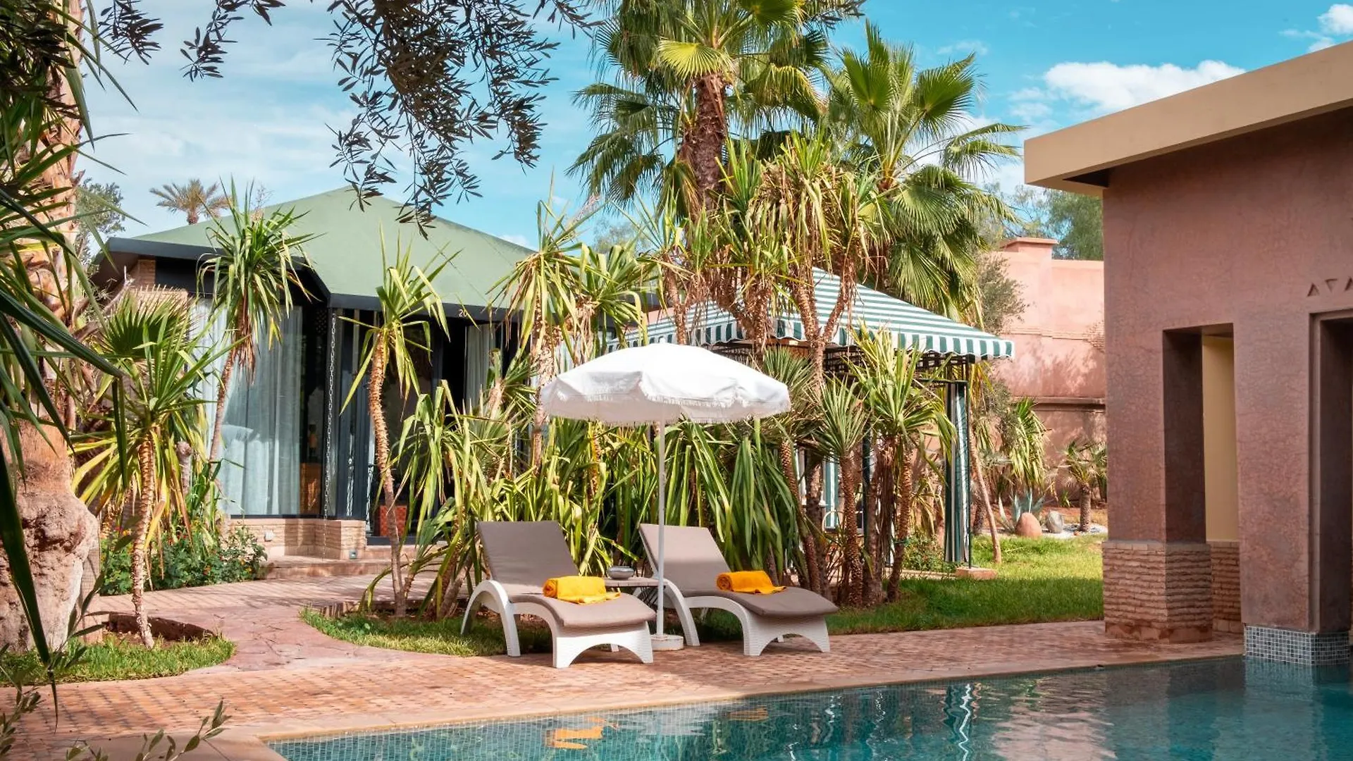 Palais Mirage d'Atlas - Hotel et Spa&Pool Pass Ouled Jelal 3*,